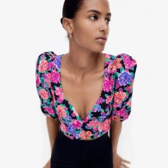 Zara Black Floral Crop Top - Picture 2 of 4